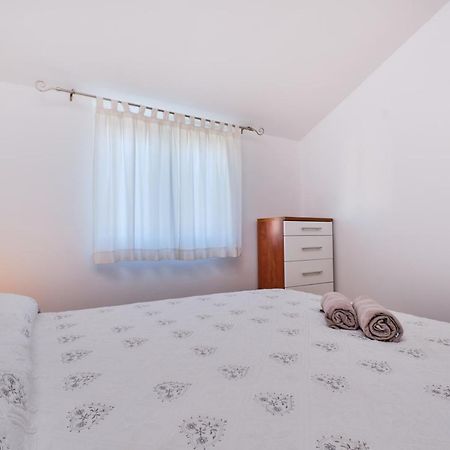 Beautiful Apartments Ksenija Mali Lošinj Exterior foto